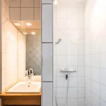 Apartment 4 - La Bruyere *
